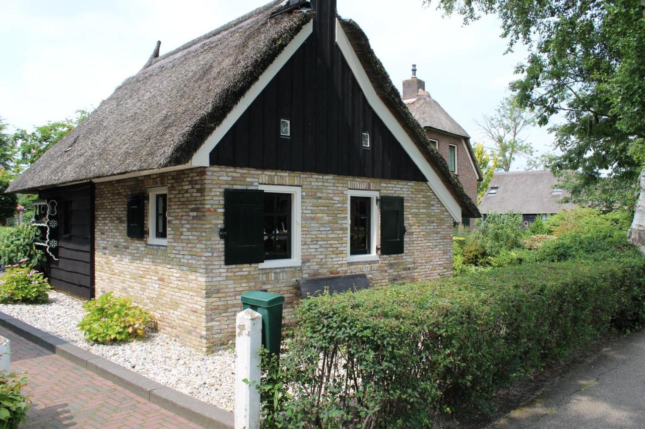 Appartement Het Kleine Huisje Met Bedstee Giethoorn Exteriér fotografie